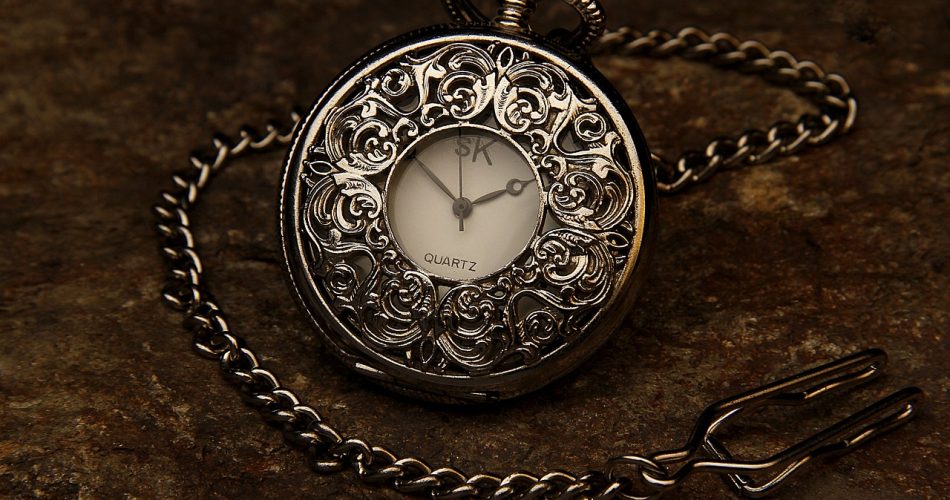 pocket watch, watch, timepiece-560937.jpg